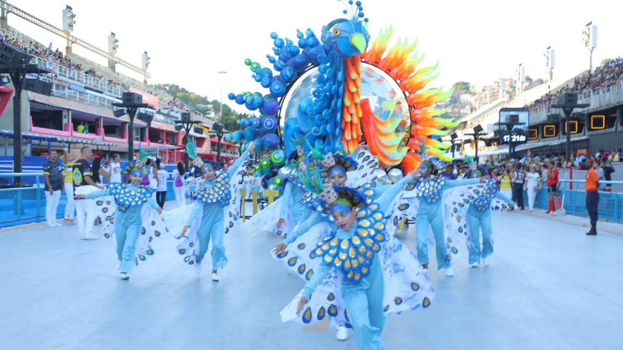 Children's parade - Rio Carnival
