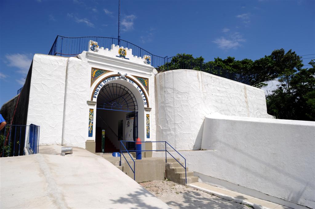 Duque de Caxias Fort