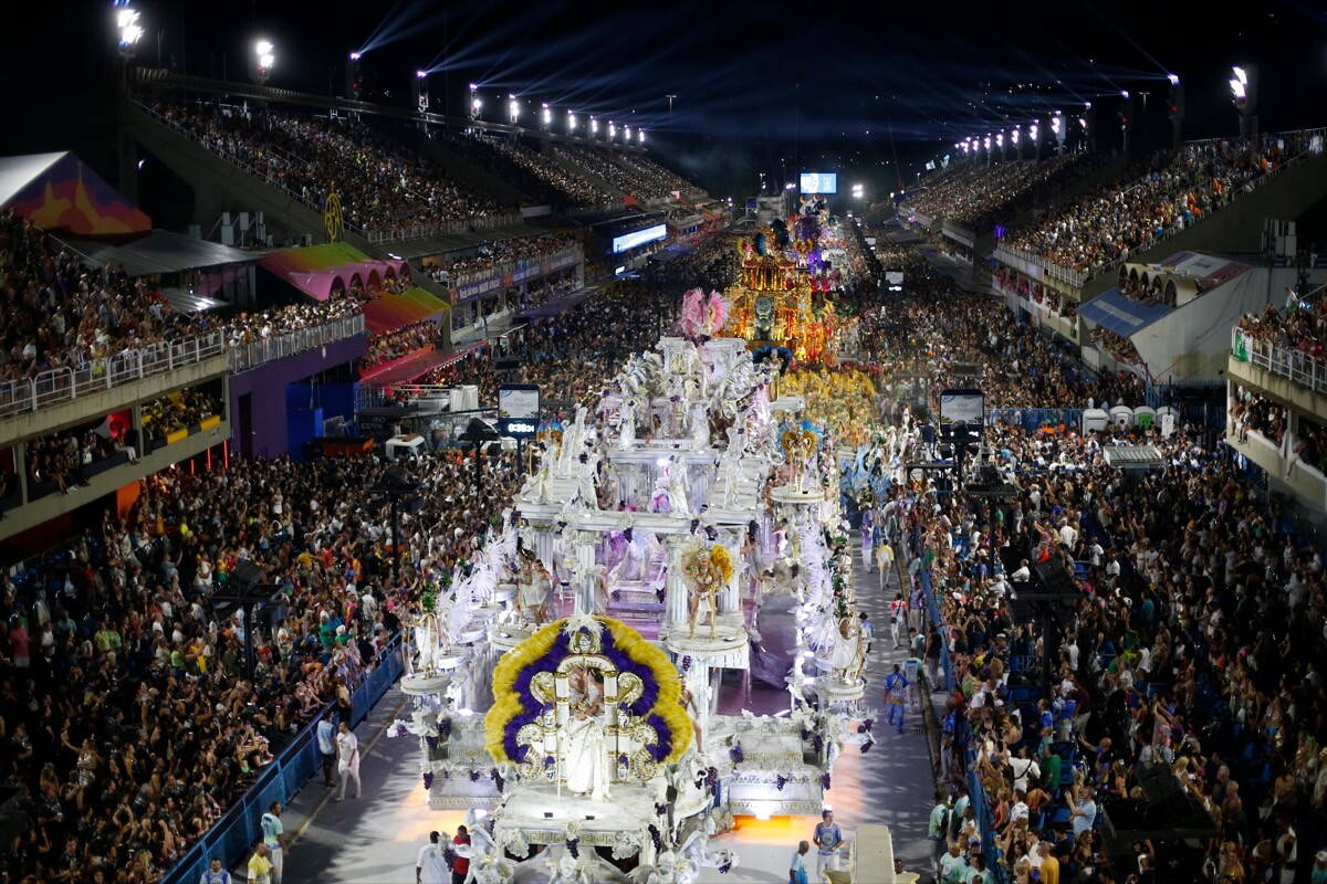 I Went To Carnival In Brazil For The First Time And Highly