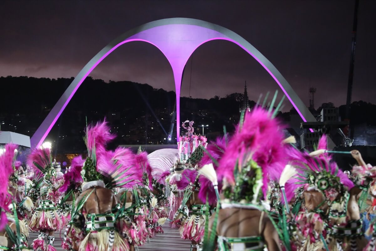 Rio Carnival - End of Mangueira's Samba School Parade