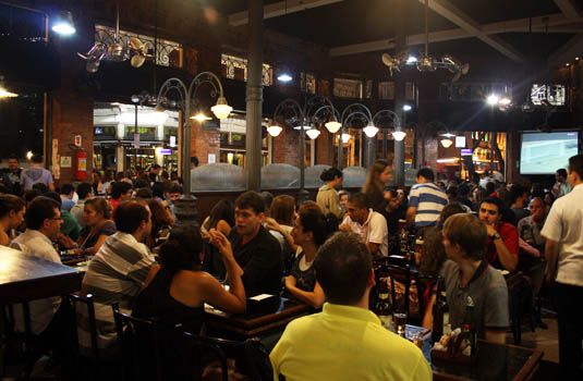 Lapa restaurants and bars in Rio de Janeiro Lapa restaurants and bars in Rio de Janeiro